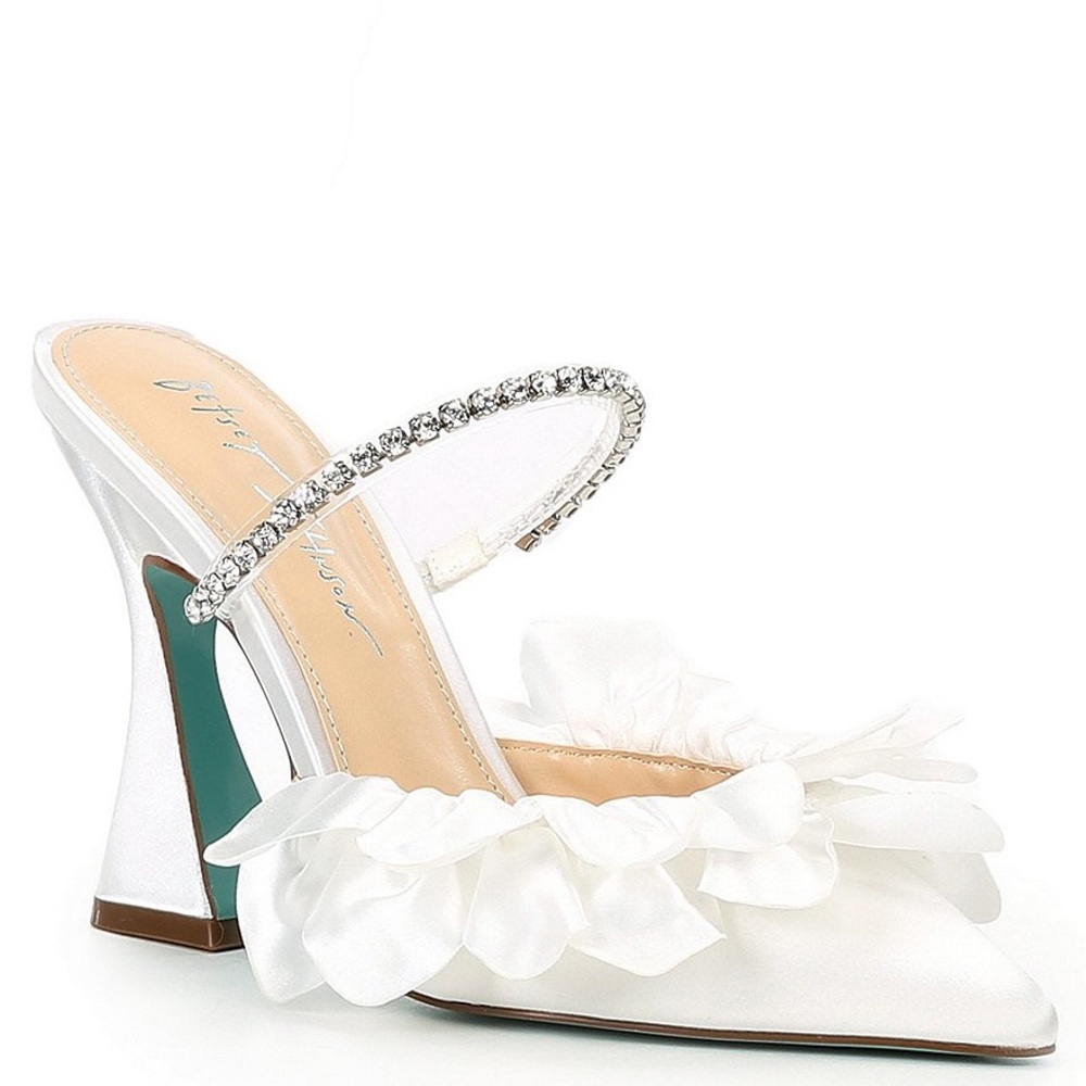 BETSY JOHNSON RUFFLE BLOCK HEEL